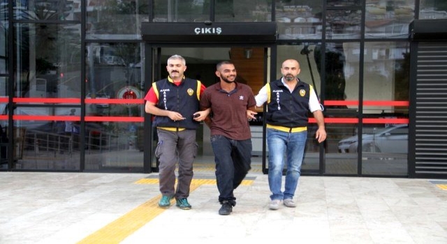 Alman kadının katil zanlısı ünlü hip-hop'çı olay gününü anlattı: Suyun altında ilişkiye girmeye çalıştık