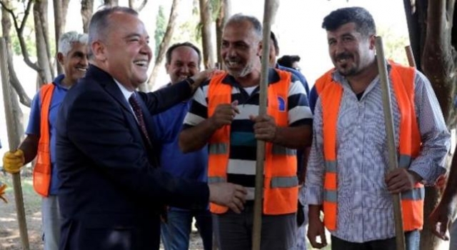 Antalya Büyükşehir Belediyesi'nde asgari ücret 3 bin 100 lira oldu