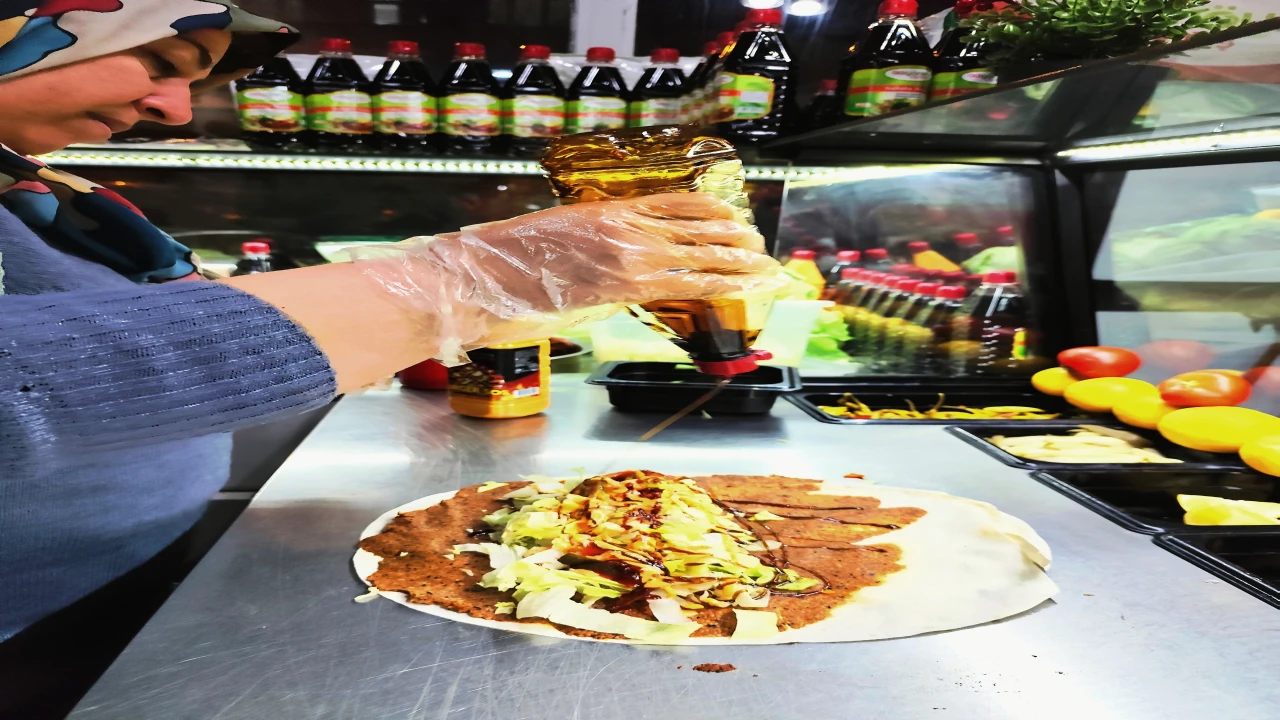 Dört Çocuk, Bir Ömür Mücadele: Nizip’in Azimli Annesi Neşe Özkıl