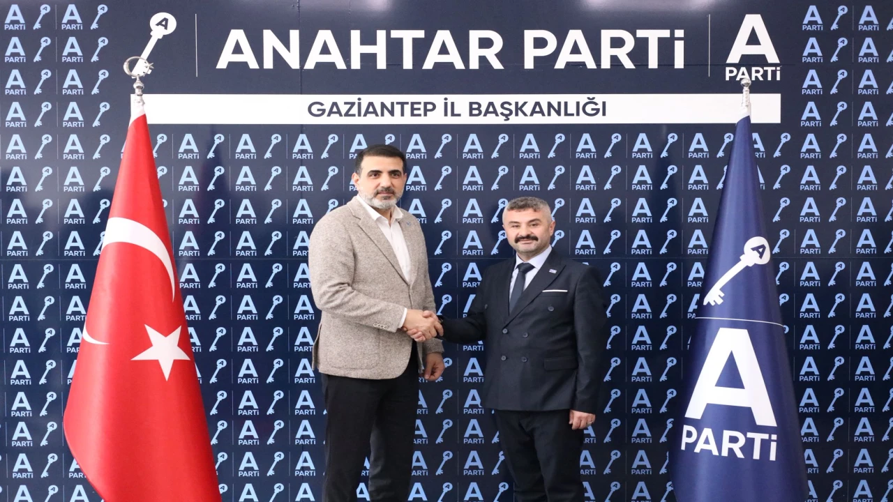 Yakup Turan ve Ekibi Anahtar Partisi’ne Katıldı