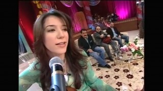 "Hayalet Sevgilim" şarkısıyla tanınan şarkıcı İrem, bir anda kazandığı popülerliğini nasıl kaybettiğini anlattı