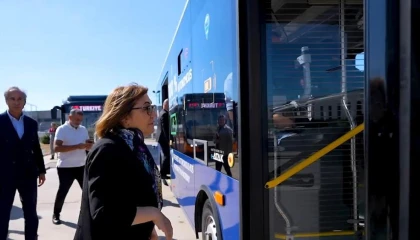 GAZİANTEP BÜYÜKŞEHİR’DE TOPLU TAŞIMADA ELEKTRİKLİ OTOBÜS DÖNEMİ